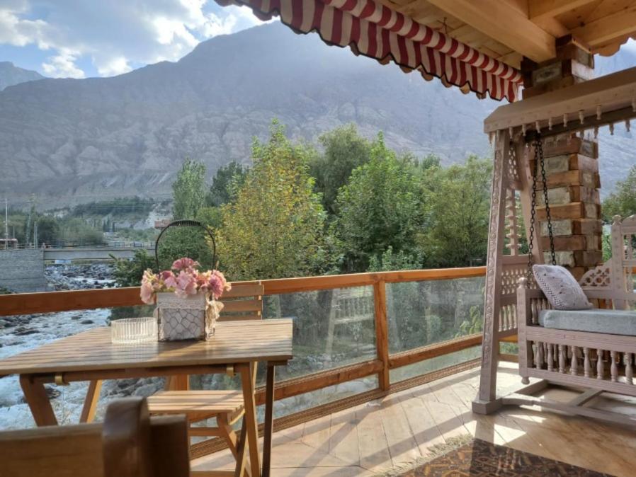Riverdale Resort Gilgit Esterno foto