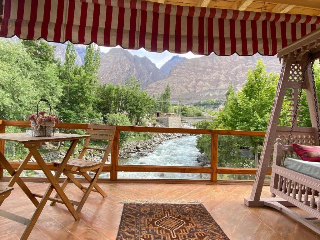 Riverdale Resort Gilgit Esterno foto